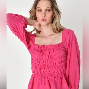 Brand New Lulu’s hot pink smocked puff sleeve size small